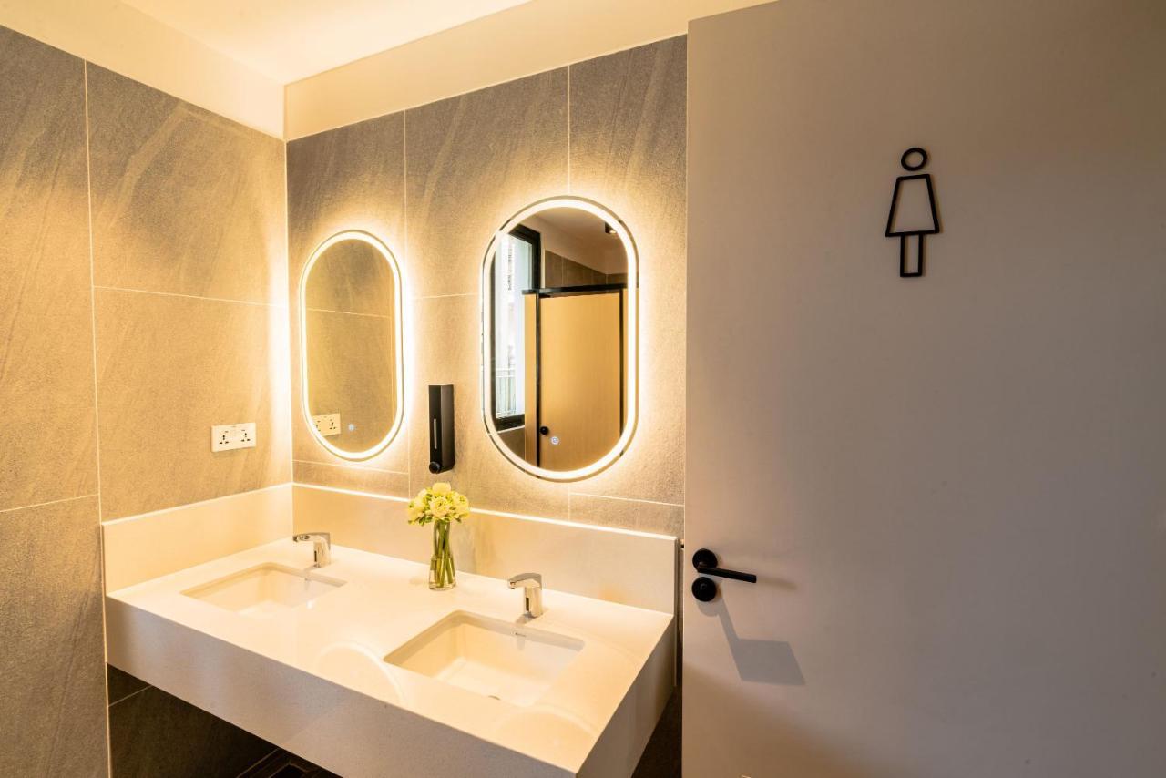 Emerald Hotel Residence Пном Пен Екстериор снимка